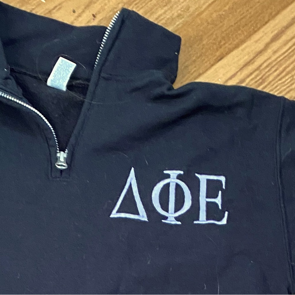 dphie quarter zip